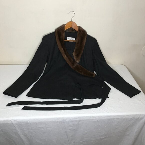 Max Mara Made in Italy Size 6 Designer Mink Collar Very Dark Gray Wrsp Jacket - Picture 3 of 16